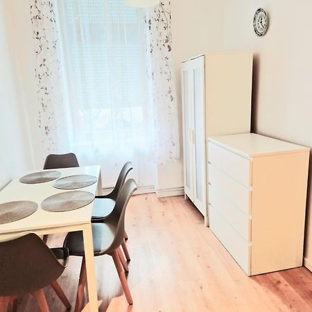 Family Studio Apartment For 4 Berlín Exteriér fotografie