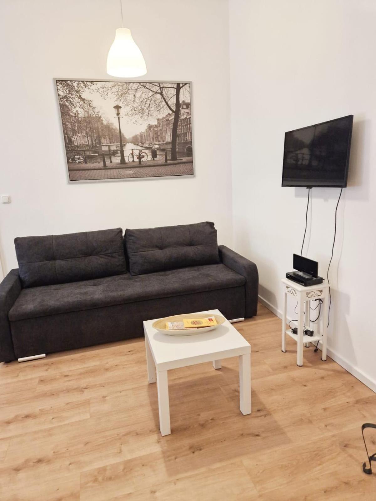 Family Studio Apartment For 4 Berlín Exteriér fotografie